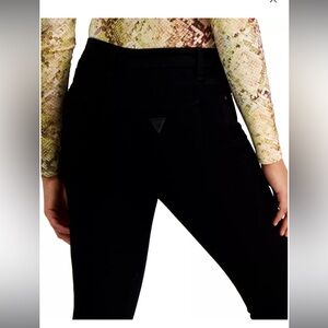 GUESS jeans // sexy curve